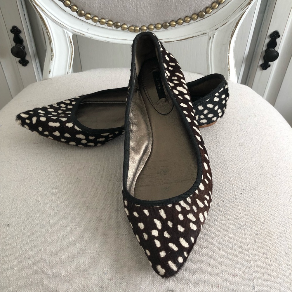 ZARA PONY HAIR FLATS - Picture 2 of 8